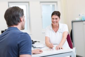 Ärztliche Therapien und Beratung